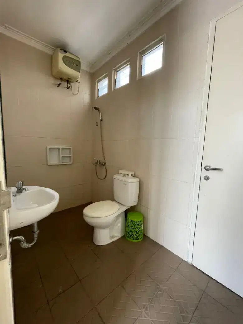 Rumah Disewakan Fully Furnished di Ambrosia Lippo Cikarang